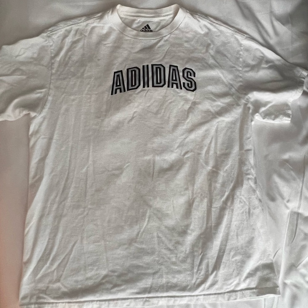 Oversized Adidas T-Shirt
